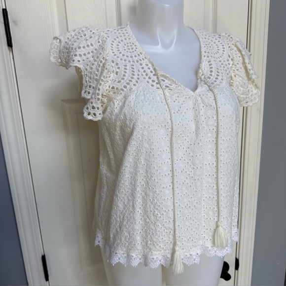 Jennifer & Grace Eyelet Lace Ecru Ivory Short Flutter Sleeve Top Fringe Tie sz L - Picture 1 of 10